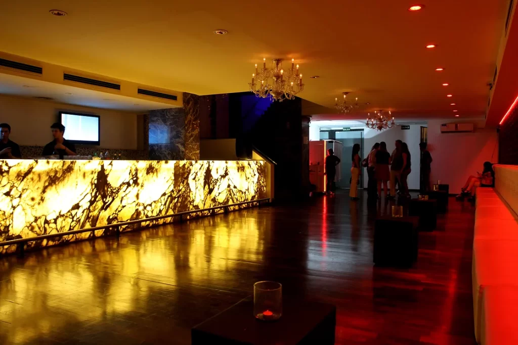 19b069_883e15c7efc84d5c86d7945a10c7cab5~mv2